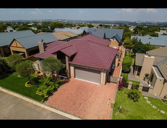 3 BEDROOM HOUSE FOR SALE IN RETIRE AT MIDSTREAM